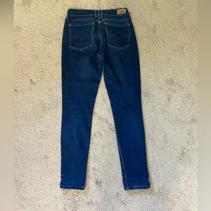 Levi’s skinny jeans W 29 L 32